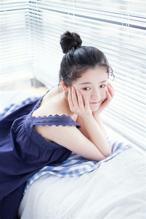 年轻的小婊孑4中文字幕电影